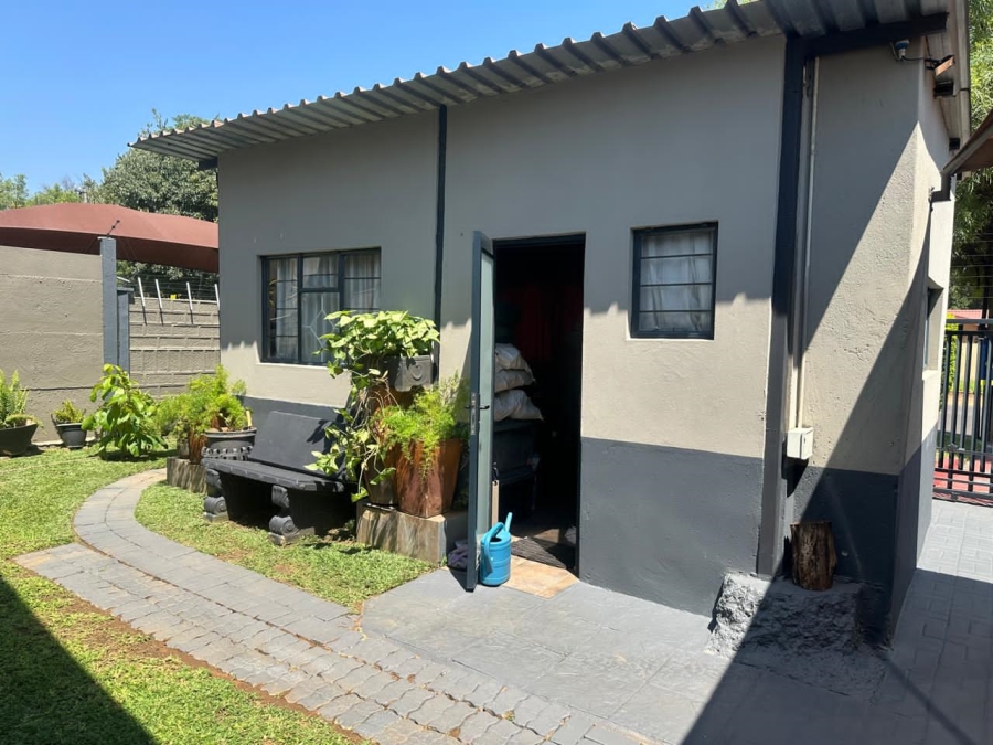 4 Bedroom Property for Sale in Rustenburg Central North West